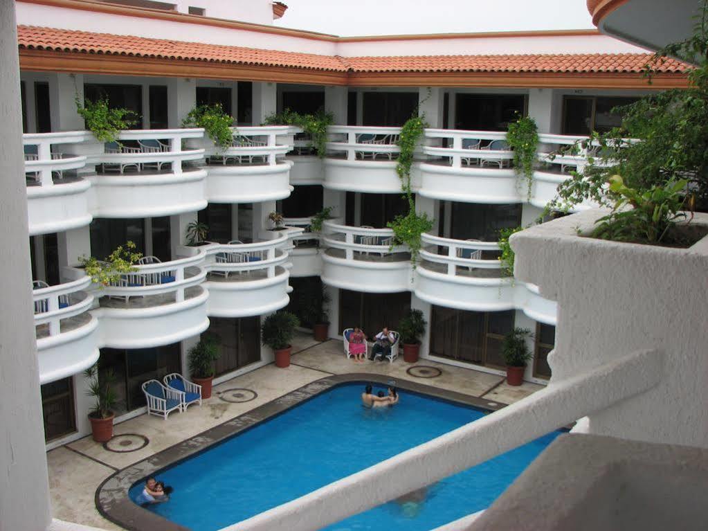 Hotel Y Suites Plaza Manzanillo Extérieur photo
