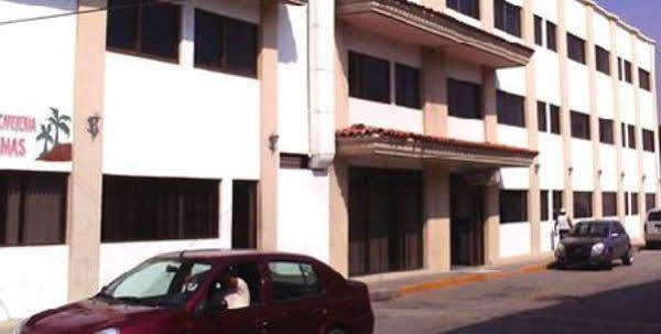 Hotel Y Suites Plaza Manzanillo Extérieur photo
